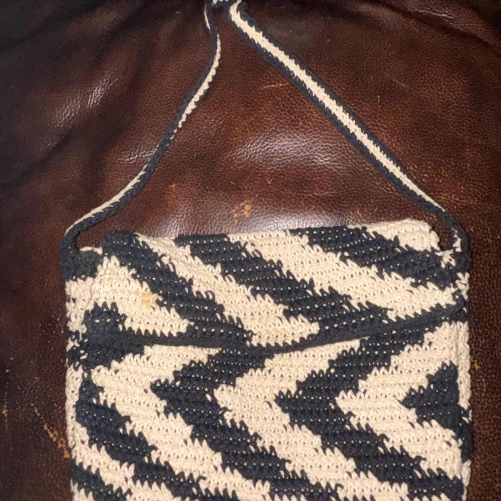 Black and Cream Crochet Shoulder Bag